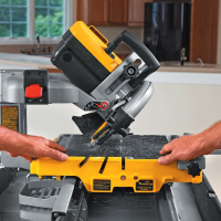 DeWALT D24000