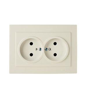 NILSON Two-Gang Socket-C